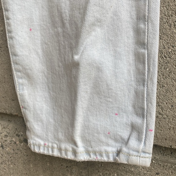 ON High waisted OG Loose Ripped Jeans - Picture 9 of 10